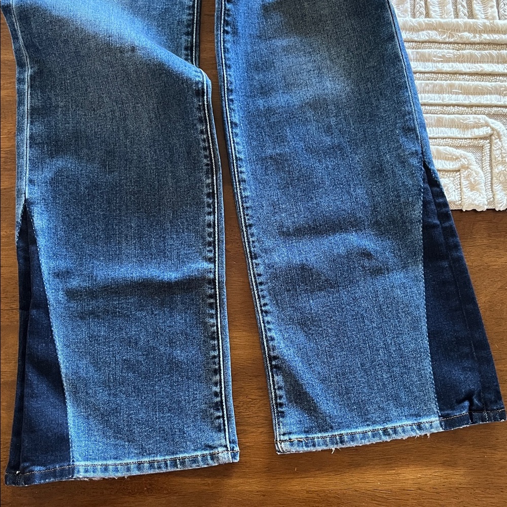 Hudson Rosalie High-Rise Wide Leg Women's Jeans in Azure - Picture 5 of 7